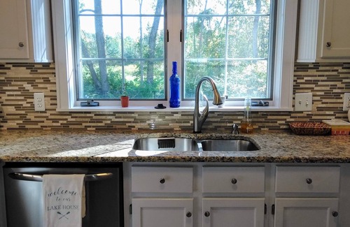 South Haven House | Welcome to Lake Ridge Cottage in beautiful South Haven, MI!