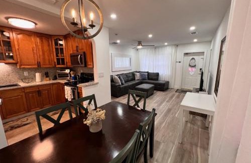 Ludlam House | Welcome to Miami Springs Charm
