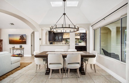 Temecula House | Welcome to Mina Ranch! Steps to Leoness Cellars, minutes to Galway Downs!