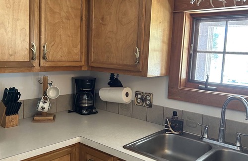 Benzonia House | Welcome to our lodge! The perfect place to make your northern Michigan memories.