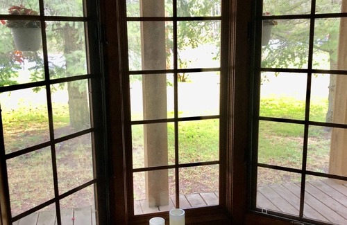Benzonia House | Welcome to our lodge! The perfect place to make your northern Michigan memories.