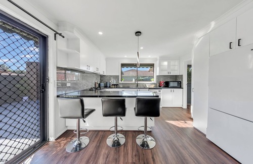 Tullamarine House | Welcome to Our Newly Renovated house near Melbourne Airport