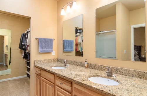 Oakland House | Welcome to our one bedroom suit where luxury is limitless!!!