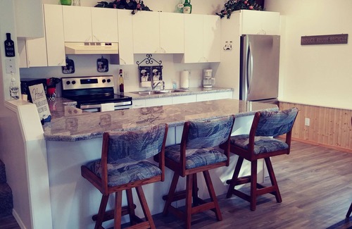 Star Valley Ranch House | Welcome to Paradise!nDog's, $50/pet* nSTR# 11006-2025n15%/wk, 25%/mo discount n