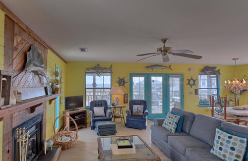 East End House | Welcome to Pelican Pass!