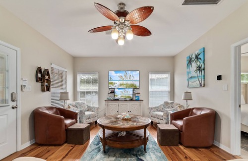 Fort Morgan Cottage | Welcome to Rays a Glass! Cheers to Vacation! Best Kept Secret w/EV Charger
