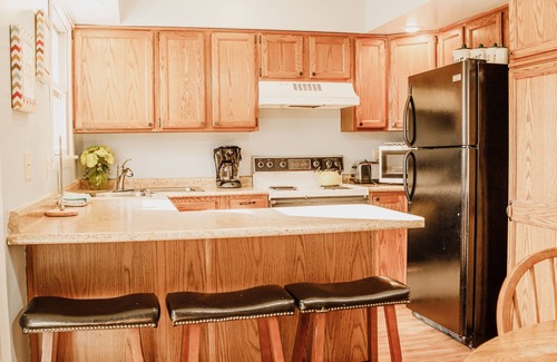 Sloans Valley Condo | Welcome to Retreat at the Water’s Edge – Your Serene Escape!