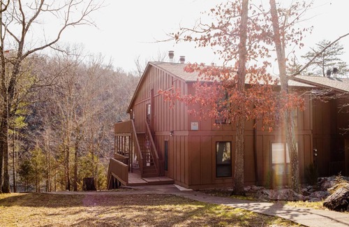 Sloans Valley Condo | Welcome to Retreat at the Water’s Edge – Your Serene Escape!