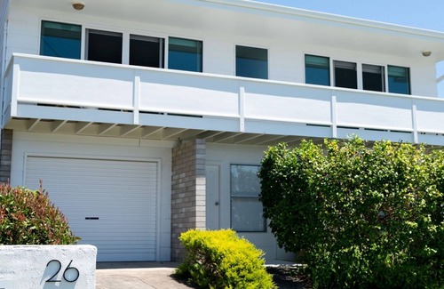 Bermagui House | Welcome to Sam's House in Bermagui – a beautifully renovated retreat.
