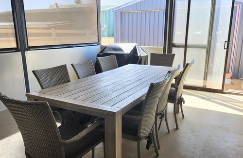 Green Head House | Welcome to Sea Soul located in the beautiful South Bay Green Head. Close to the beach and the fish!