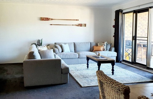 Tuncurry Apartment | Welcome to "SeaRenity"