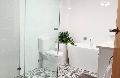 Tuncurry Apartment | Welcome to "SeaRenity"