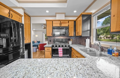 Stevensville House | Welcome to Sips & Shore Inn! Tranquil location between the shore and wineries.