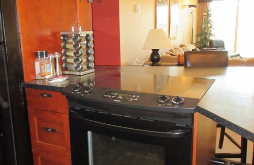 Big White Ski Resort Condo | Welcome to Snowy! Next to the Ski slope. Heart of the village. Quietly located
