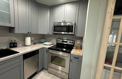 Coquina Key Condo | Welcome to Starfish Hideaway!