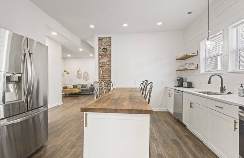 Indianapolis House | Welcome To The Bright House!