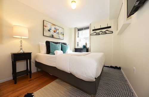 Chelsea Apartment | Welcome to the Chelsea Charmer