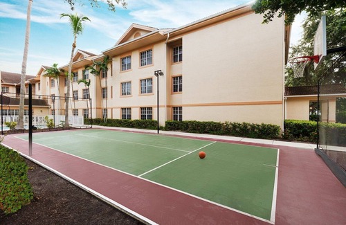 The Villages House | Welcome to The Courtyard at The Villages!nA Cozy Floridian Escape. All Luxuries!