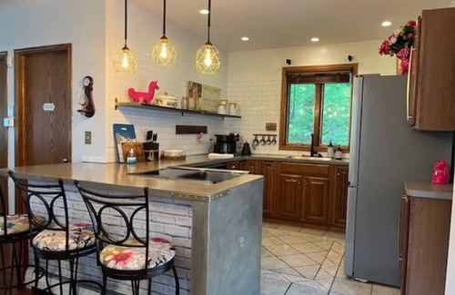 Ellicottville House | Welcome to the EVL Pink Chalet!