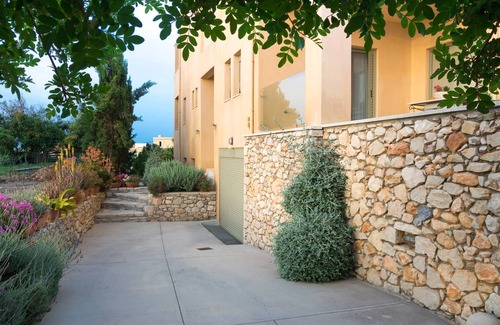 Skaleta House | Welcome to the house of nature colours!