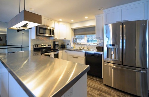 Coeur d'Alene House | Welcome to the lake! Enjoy the dock and views.