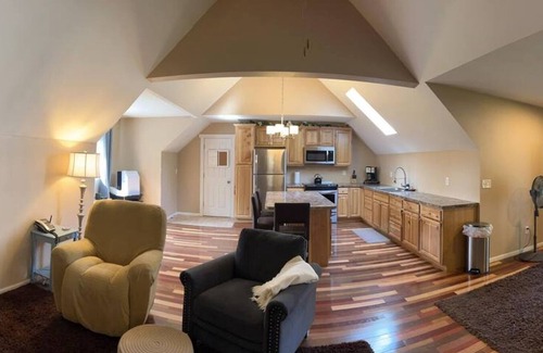 McKenna House | Welcome to The Loft at The Nisqually Highland Ranch