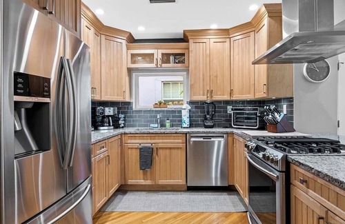 Victoria Park House | Welcome to The Sweet Spot, Located in the Victoria Park Neighborhood!