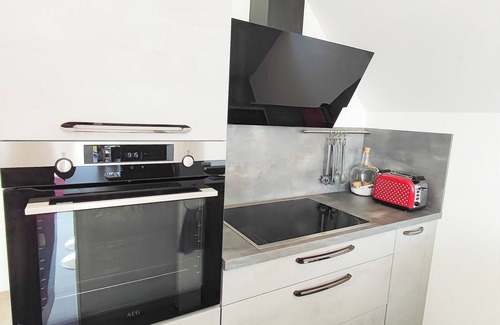Reichsfeld Apartment | Welcome to the winemaker’s home. Domaine BOHN Red Wine House for 2-4 wine lovers