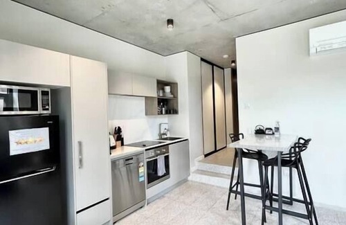 Kingston Apartment | Welcome to the Woolstore!