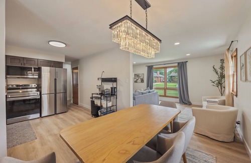 Des Moines House | Welcome to Tiny's House. Your 3 Beds, 1 Bathroom Cozy Retreat in Des Moines