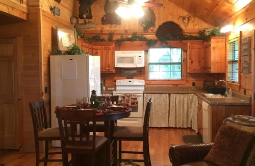 Marshall Cabin | Welcome to Victory Ranch cabin