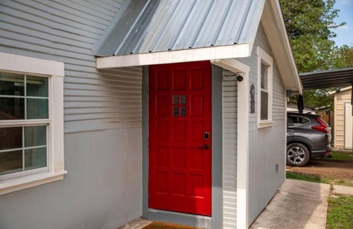 Kerrville Apartment | Welcome to Your Charming 1-bedroom Cottage - Experience Tranquility and Comfort