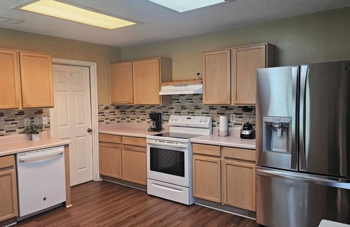 Converse House | Welcome to your charming Converse retreat!