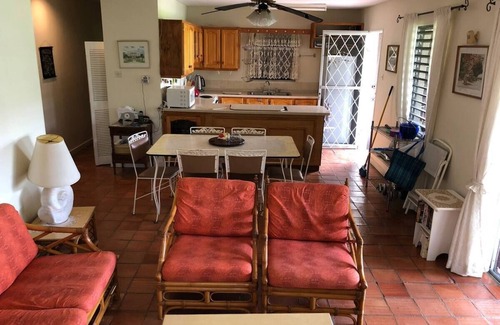 Holetown Cottage | Welcome to your Cosy Caribbean cottage, minutes from the beach.
