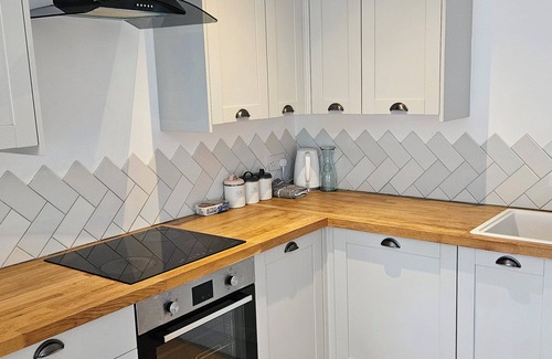 Grangetown Apartment | Welcome to Your Stylish City Stay in Cardiff