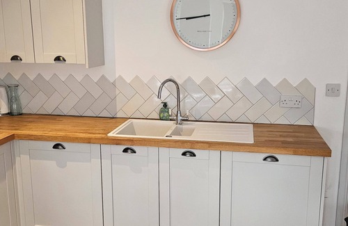 Grangetown Apartment | Welcome to Your Stylish City Stay in Cardiff
