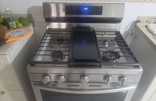 Havendale House | Welcoming 2-bedroom house with AC in Kingston