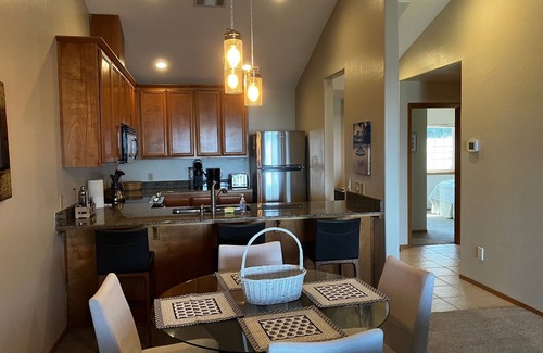 Gold Beach Condo | Welcoming 2-bedroom condo with WiFi in Gold Beach