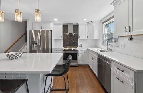 Clay House | Welcoming 3-bedroom house with high-end finishes in Clay.