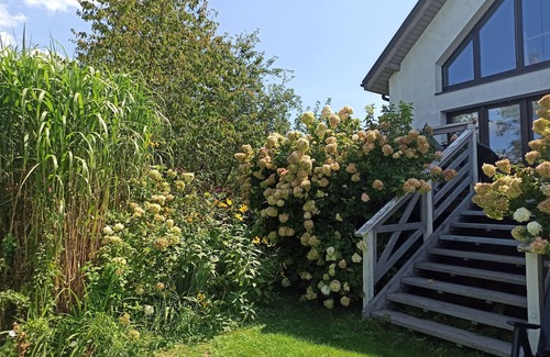 Głuchołazy House | Welcoming 4-bedroom house with WiFi in Łąka.