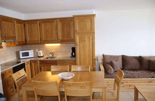 Nendaz Apartment | Welcoming apartment with views