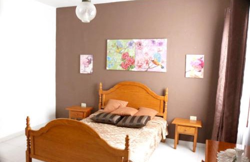 El Paso Apartment | Welcoming apartment with mountain view