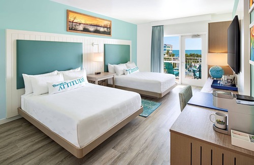 Fort Myers Beach Resort | Welcoming Beach Hideaway Perfect for Sunny Relaxation