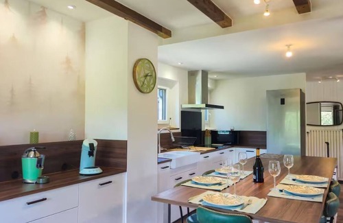Embrun Ski Chalet | Welcoming chalet for 10/12 people in a quiet area close to the town center