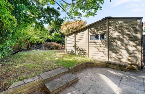 Grove Park House | Welcoming Cosy Semi-detached House