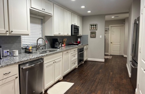 McKinney House | Welcoming cozy where love and light dewll 3-bedroom with AC in charming McKinney