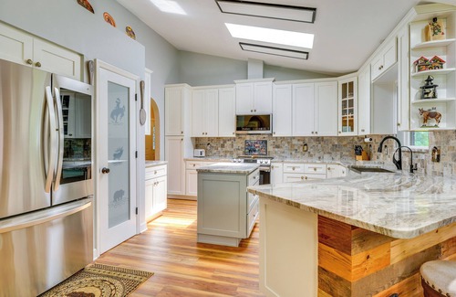 Alachua House | Welcoming Home w/Yard on 20 Acres in High Springs