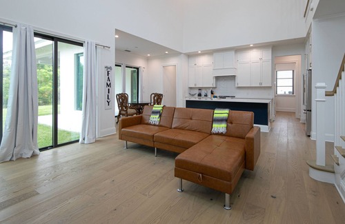 Fort Pierce House | Welcoming house in Fort Pierce with central AC & W/D