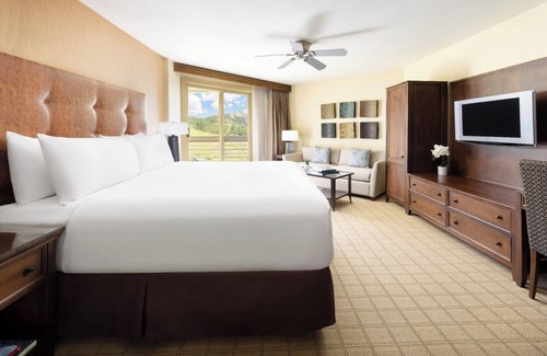 Crested Butte Hotel | Welcoming Mountain Suite w/Unmatched Scenic Views Ideal for Couple Stays