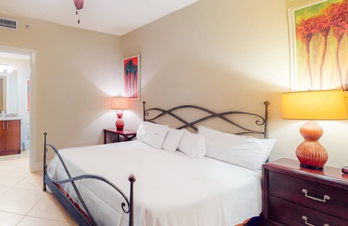 Orange Beach Condo | Well-appointed home in beachfront resort with pool, sauna, & central AC